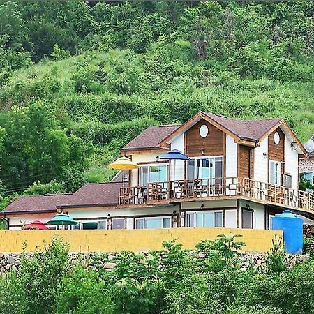 Hanuri Pension Намхе Екстер'єр фото